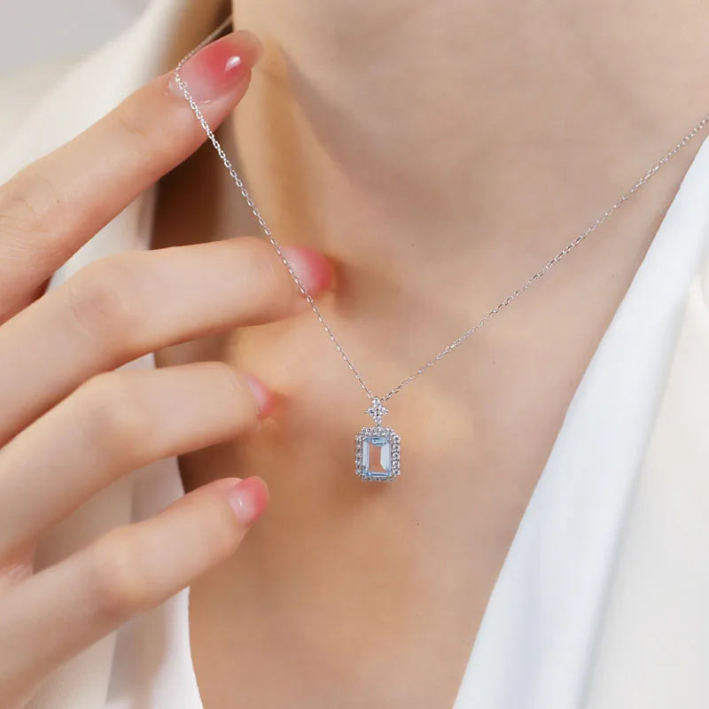 New 925 Sterling Silver Necklace  Luxury Rhine Topaz Pendant Sapphire Necklace  Banquet Glamour Jewelry for Women Engagement